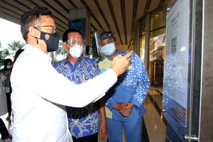 Menkes Tinjau Program Vaksinasi 3.jpg