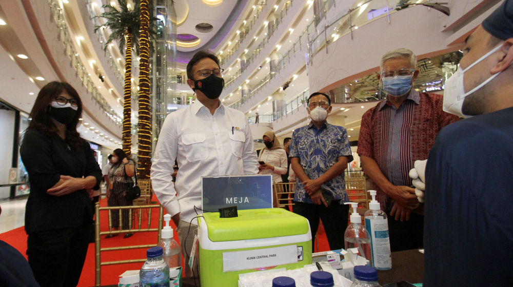 Menkes Tinjau Program Vaksinasi 1.jpg