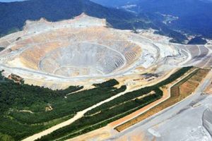 Tambang Emas Newmont.jpg