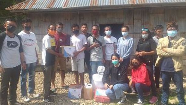 Sambangi Keluarga Penderita ODGJ di Rahong Utara-Manggarai, PERSIK Serahkan Bantuan