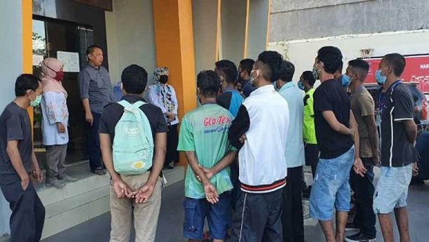 9 Pekerja Migran Asal NTT Terkena  Covid-19,  Jalani Karantina Terpusat di Kupang