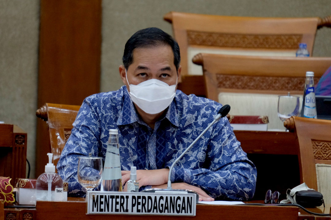 Menteri Perdagangan Muhammad Lutfi bersiap mengikuti rapat kerja dengan Komisi VI DPR di Kompleks Parlemen, Senayan, Jakarta, Kamis, 26 Agustus 2021. Foto: Ismail Pohan/TrenAsia