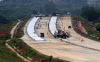Tol Serbaraja Optimis Selesai Sesuai Target - Panji 2.jpg