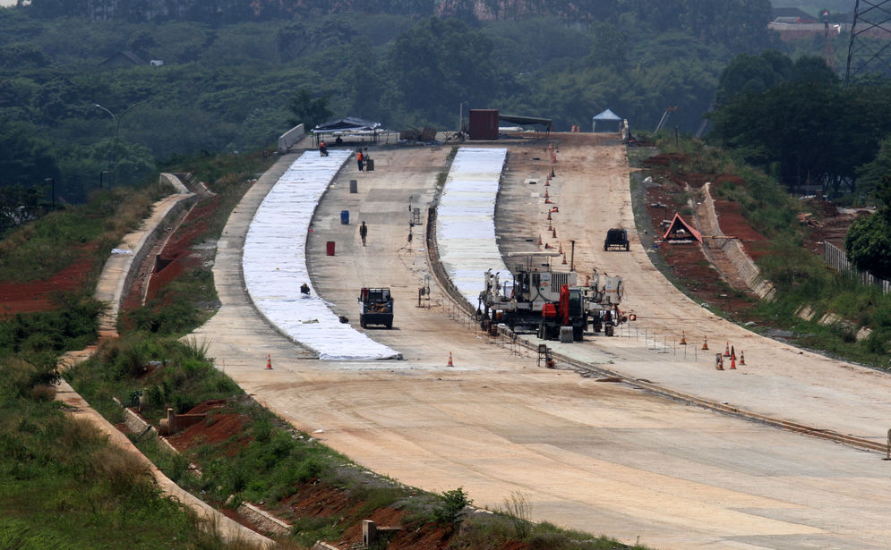 Tol Serbaraja Optimis Selesai Sesuai Target - Panji 2.jpg