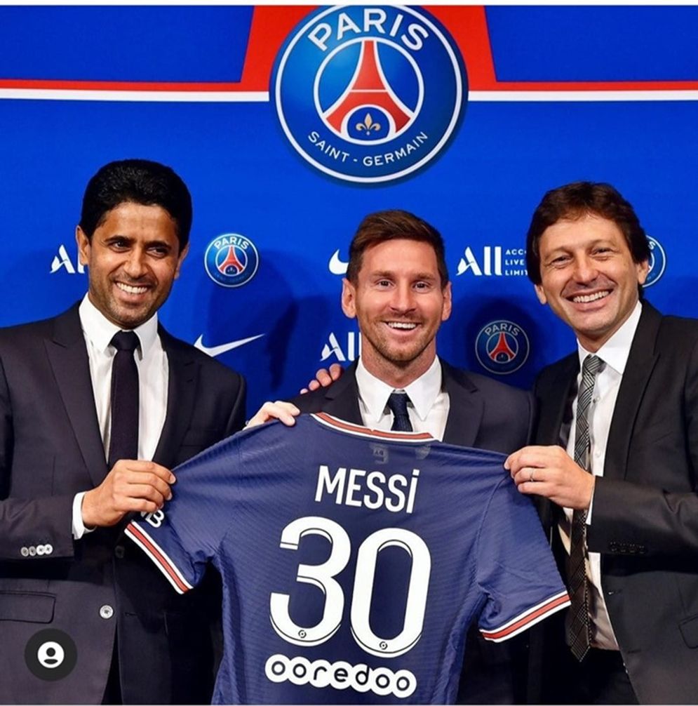 Messi. PSG dan Wisata Bola