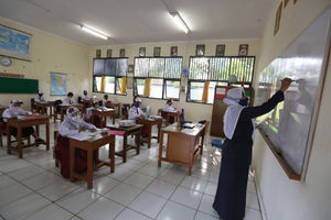 Sekolah Tatap Muka Jakarta.jpg