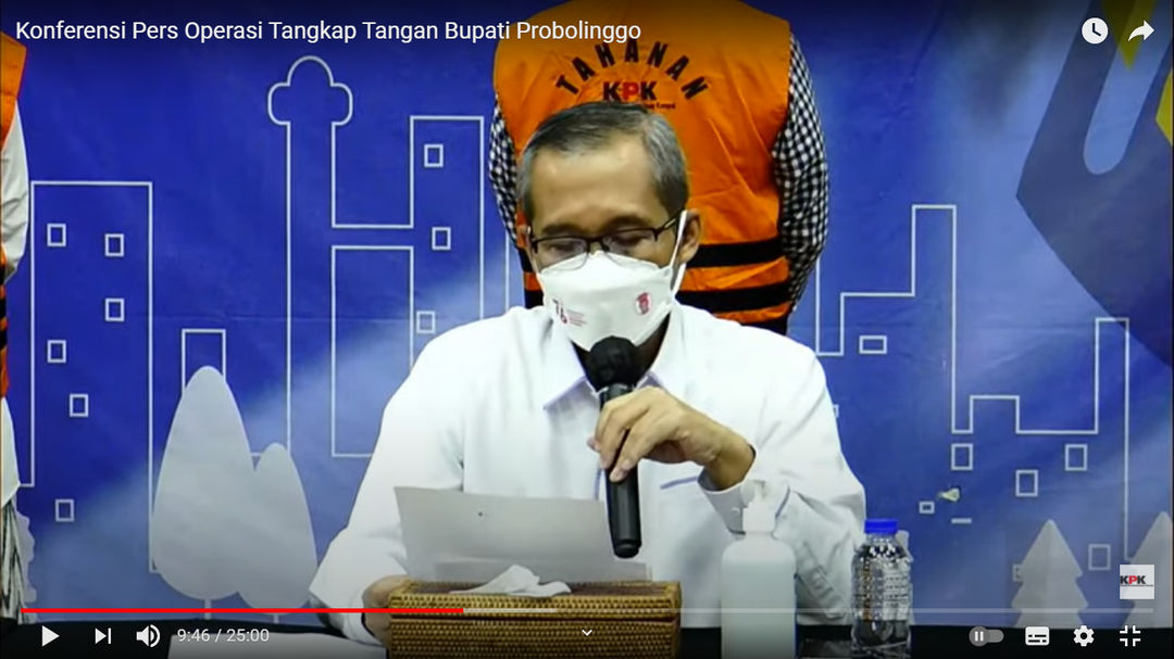 Wakil Ketua KPK, Alexander Marwata dalam konferensi pers di YouTube KPK, Selasa 31 Agustus 2021 dini hari. 