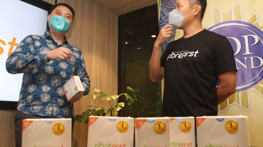 FibreFirst Raih Top Brand 2021 - Panji 2.jpg