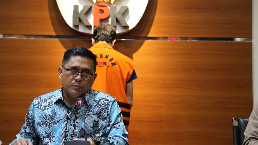 Pemilik emiten pertambangan PT Borneo Lumbung Energi dan Metal Tbk (BORN), Samin Tan, resmi dinyatakan bebas oleh majelis hakim Pengadilan Tindak Pidana Korupsi (Tipikor) Jakarta terkait kasus dugaan suap pengurusan izin tambang. / Dok. KPK