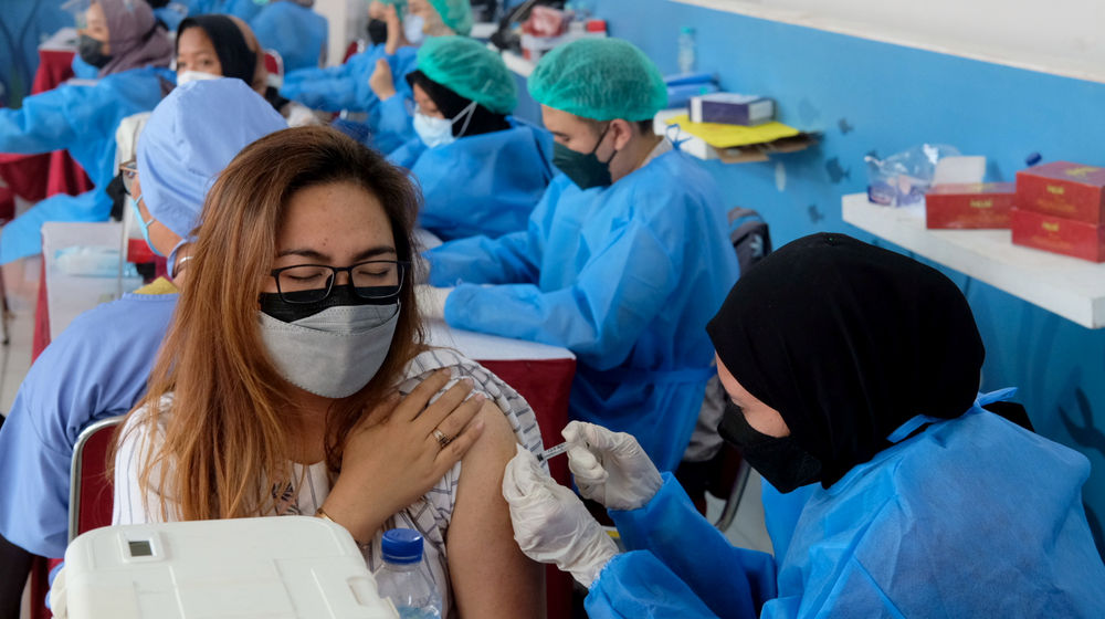 Vaksinasi HIPMI .jpg