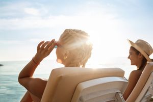 Kerap Dilakukan Saat Pandemi, Ini Cara Berjemur yang Aman untuk Dapatkan Vitamin D