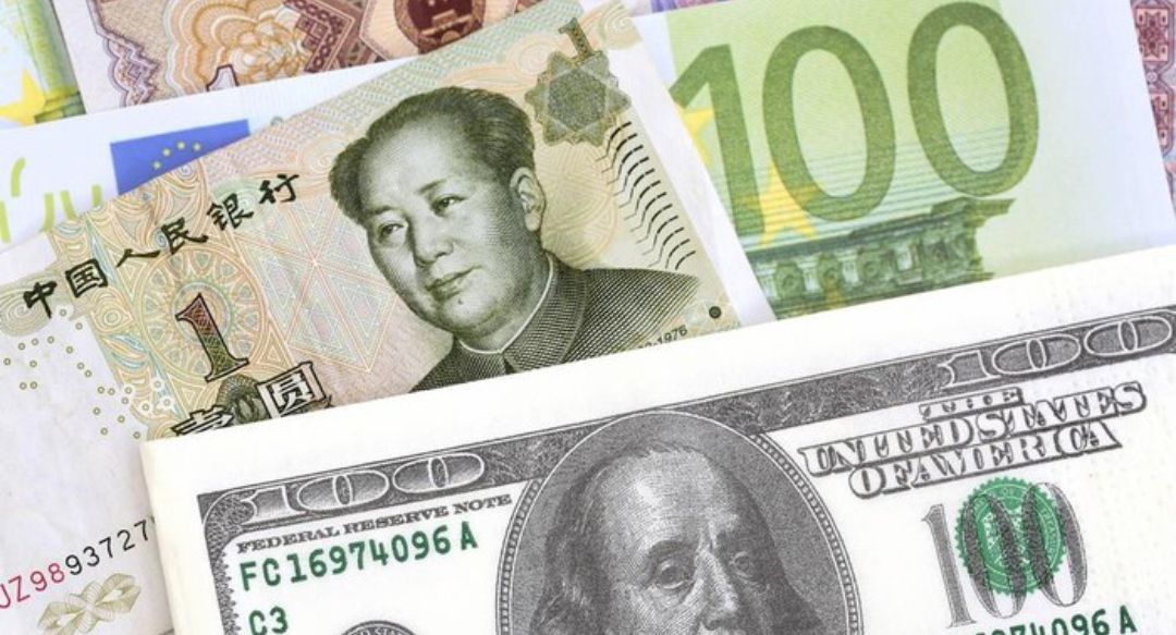 Indonesia dan China mulai menggunakan mata uang Yuan dalam melakukan transaksi perdagangan. 