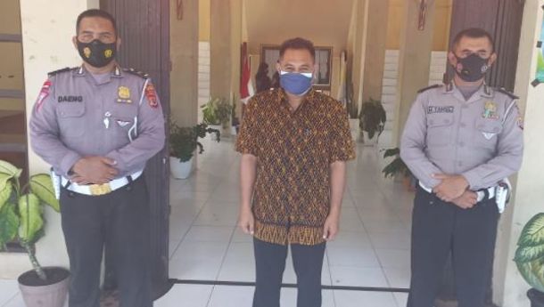 Kepala SMAK Negeri St.Thomas Morus Ende Apresiasi  Vaksinasi 'Go to School' Polres Ende