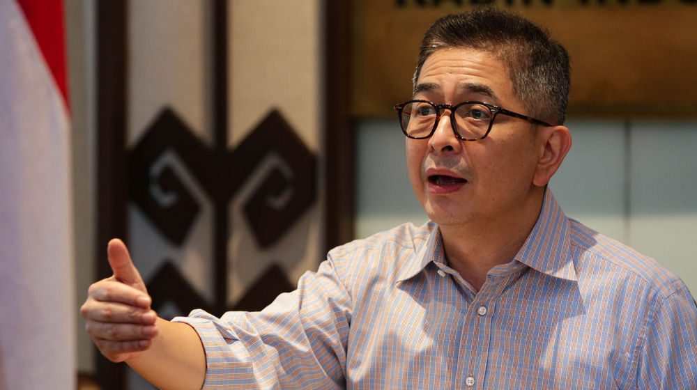 Sampoerna Salurkan Donasi Melalui Kadin - Panji 5.jpg