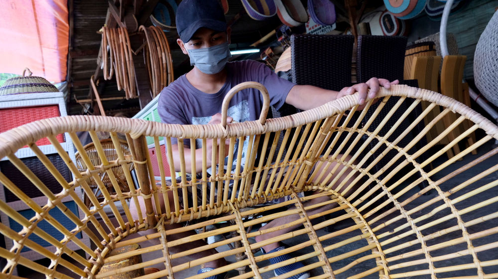 Holding Ultra Mikro UMKM.jpg