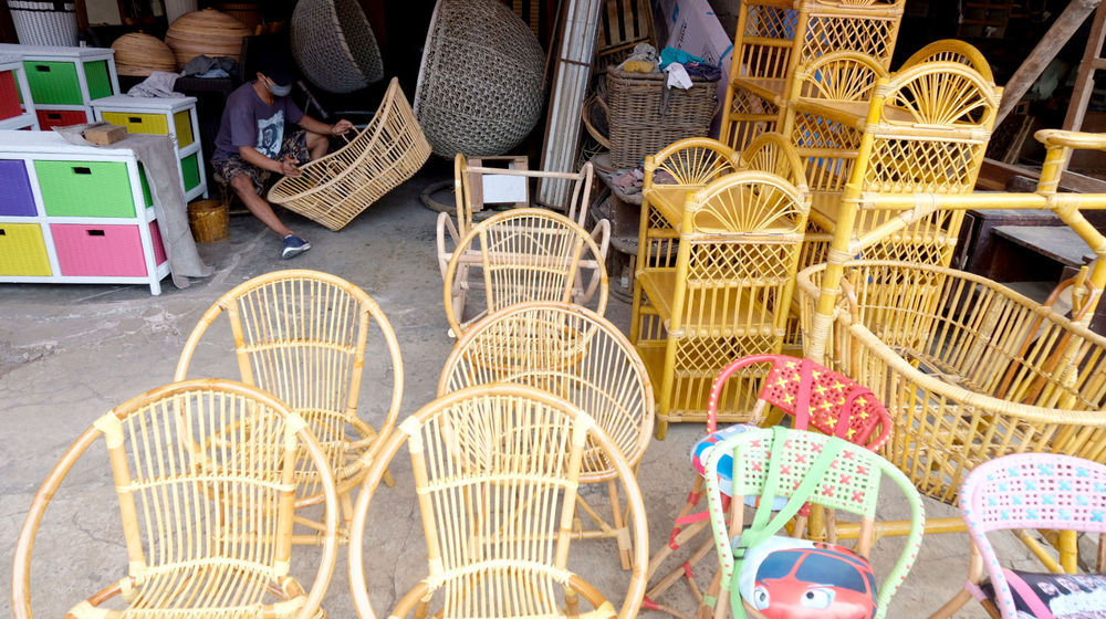 Holding Ultra Mikro UMKM .jpg