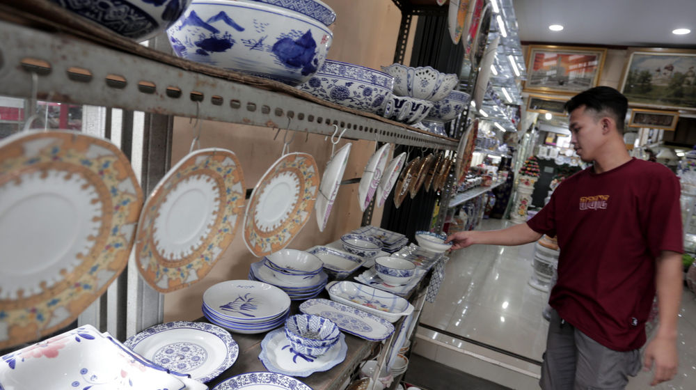 Industri Keramik.jpg