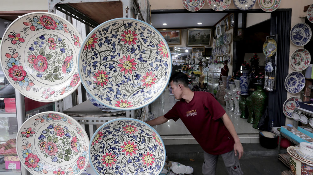 Industri Keramik.jpg