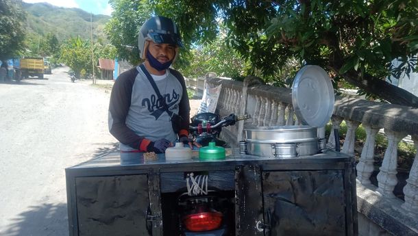 'Kraeng Salome', Jualannya Lebih Laris di Luar Kota Maumere