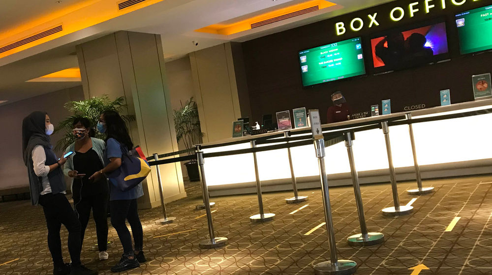 Hari Ini Bioskop Buka Lagi - Panji 1.jpg