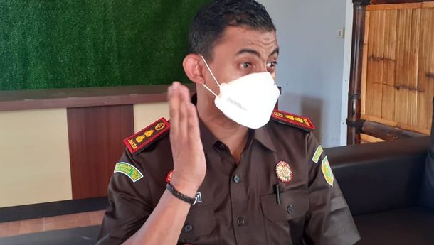 Sampaikan Permohonan Maaf,  Kejari Sikka Siap Penuhi  Tuntutan Keluarga Petrus Herlemus 