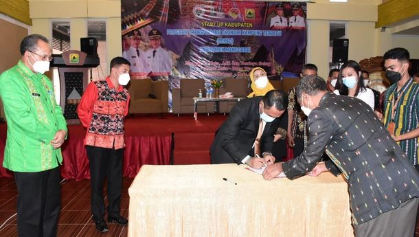 Bupati Manggarai Hery Nabit Launching Program TEKAD, Ini Tujuannya