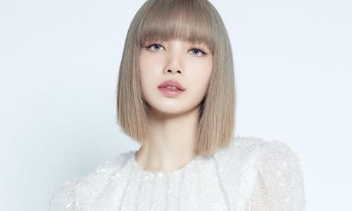 Album Debut Solo Lisa 'LALISA' Lampaui Rekor Penjualan 'The Album' dari BLACKPINK dalam Minggu Pertama
