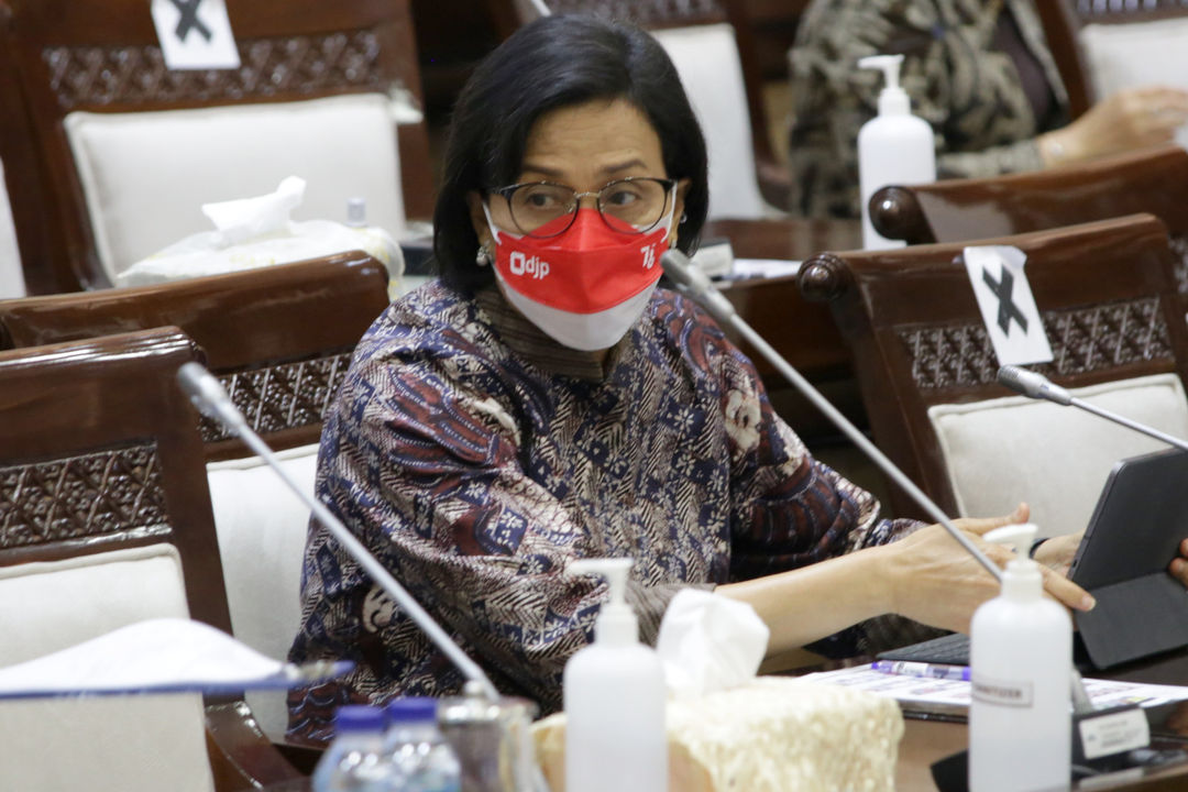 Menteri Keuangan Sri Mulyani hadir dalam rapat kerja di Kompleks Parlemen MPR/DPR-DPD, Senayan, Jakarta, Senin, 20 September 2021. Foto: Ismail Pohan/TrenAsia