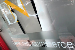 Ilustrasi Bank Neo Commerce - Panji 3.jpg