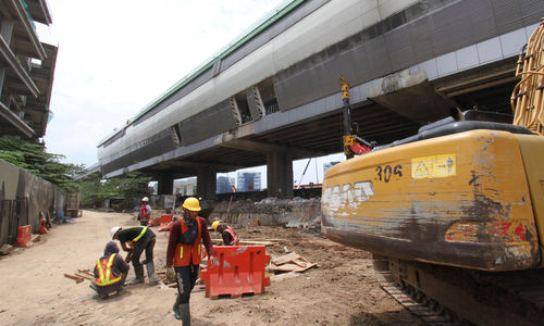 LRT City Jatibening merupakan salah satu dari 11 proyek hunian konsep Transit Oriented Development (TOD) yang sedang berjalan dari PT Adhi Commuter Properti (ADCP), pengembang properti terintegrasi dengan transportasi massal pertama dan terbesar di Indonesia. Foto : Panji Asmoro/TrenAsia