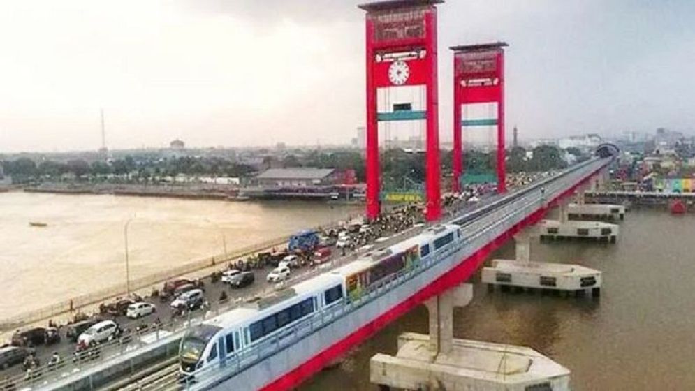 Jembatan Ampera