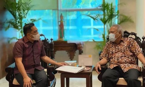 Rifqinizamy dan Menteri Basuki.jpeg
