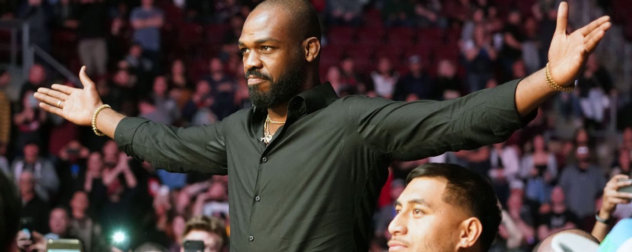 Mantan juara kelas berat ringan UFC Jon Jones.