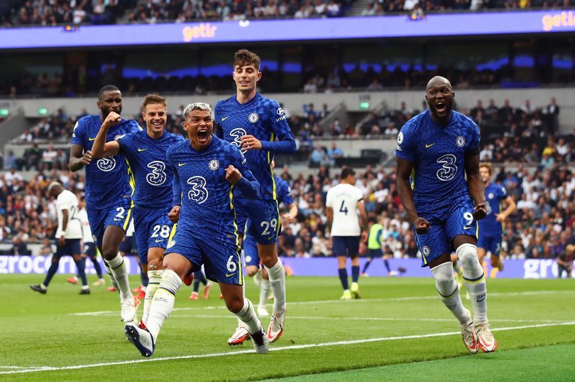 Laga big match Chelsea menjamu Manchester City, di Stamford Bridge dalam lanjutan Liga Inggris pekan keenam.
