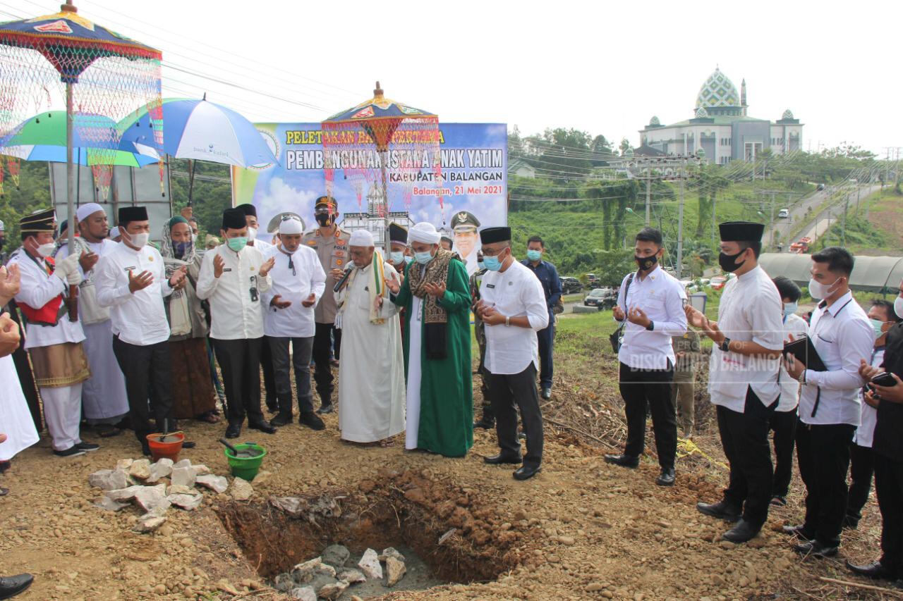 Grounbreaking Istana Anak Yatim. 