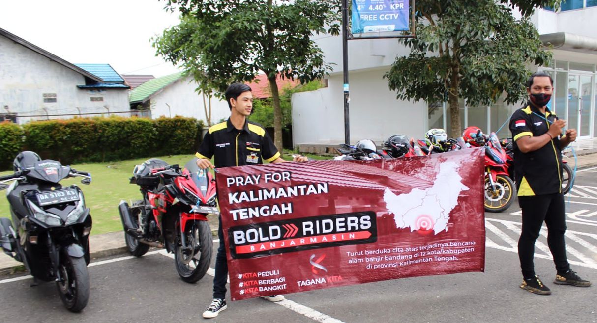 Kirim bantuan ke korban banjir, para anak motor tempuh delapan jam perjalanan
