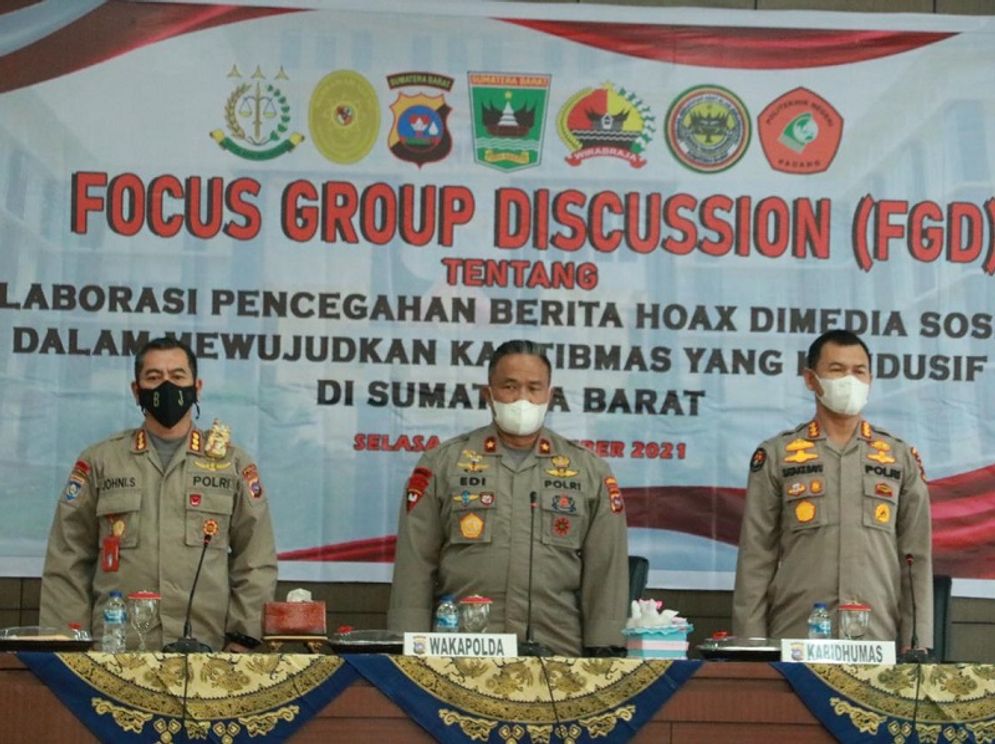 FGD ANTI HOAX POLDA SUMBAR.jpg