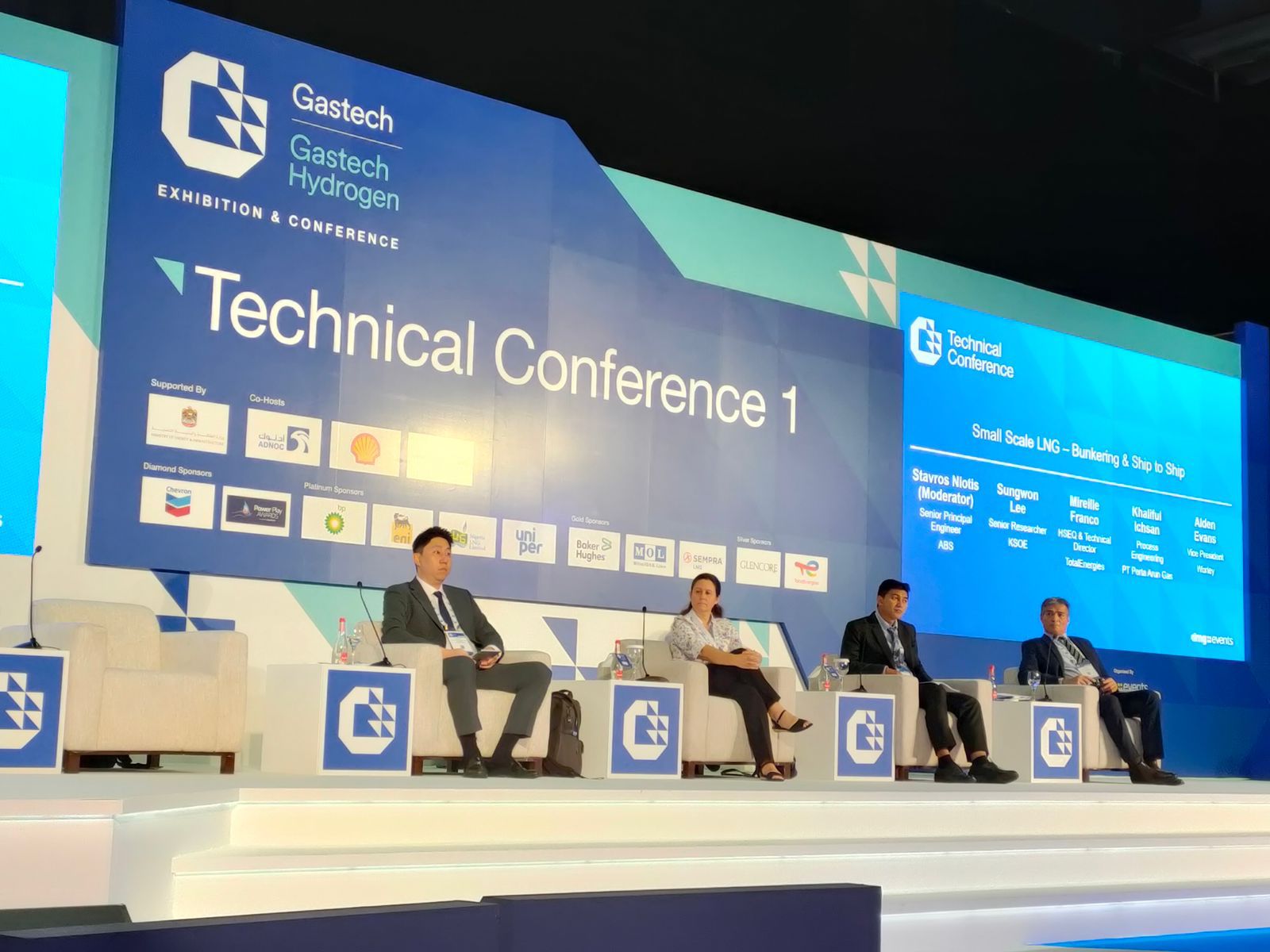 Gastech Conference and Exhibition 2021 yang digelar di World Trade Center (WTC), Dubai, Uni Emirat Arab.
