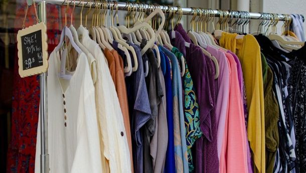 Jangan Asal Pilih! Simak Tips Membeli Baju di Thrift Shop