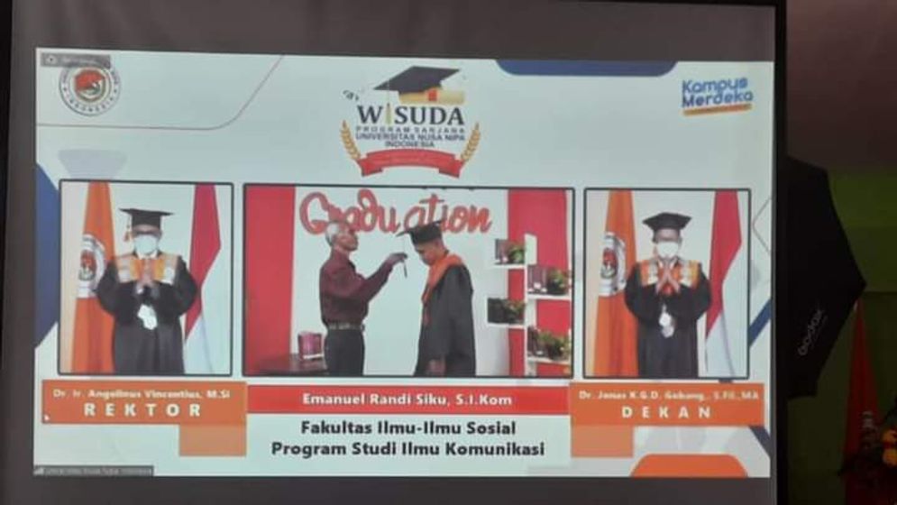 wisuda 2.jfif