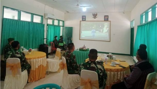 Dandim 1603 Sikka dan Jajarannya Ikut Upacara HUT TNI Ke-76 secara Virtual 