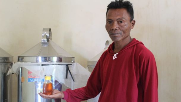 Geliat ‘Petani Madu Hutan’ Leworok, Nyawa Jadi Taruhannya