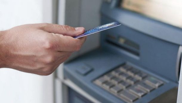 Danamon Hadirkan Layanan Tarik Tunai Tanpa Kartu ATM