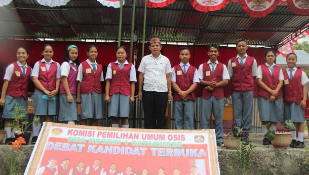 SMAN 1 Satarmese Gelar Debat Terbuka Bagi Calon Ketua Osis