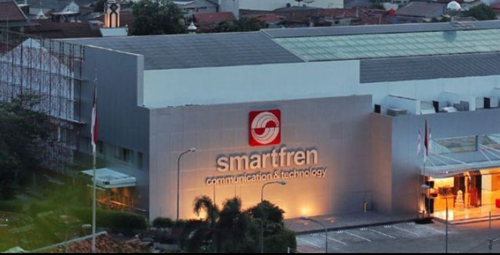 Perusahaan telekomunikasi milik Sinarmas Group, PT Smartfren Telecom Tbk (FREN) menyatakan, membuka peluang untuk merger dengan PT XL Axiata Tbk. 