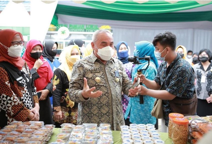 Gubernur Kaltim Isran Noor membuka Festival Pangan Lokal di Samarinda, Kamis (21/10/2021)