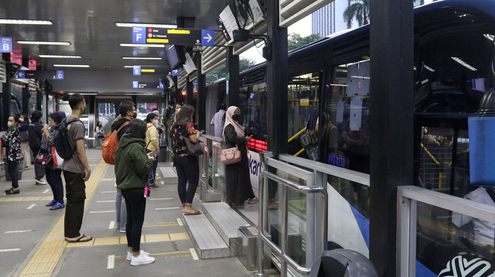 Kapasitas 100% Tranjakarta .jpg