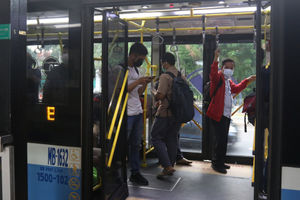 Kapasitas 100% Tranjakarta .jpg