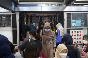 Kapasitas 100% Tranjakarta .jpg