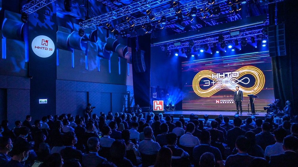 Produsen produk iPhone dan Xiaomi, Hon Hai Precision Industry (Foxconn), siap berinvestasi pabrik industri baterai dan kendaraan listrik di Indonesia dalam waktu dekat. / Foxconn.com